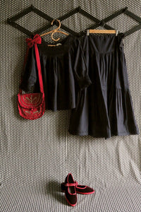 Blouse "romantic" black color