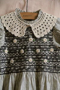 Blouse with smocked stripes and removable crochet collar