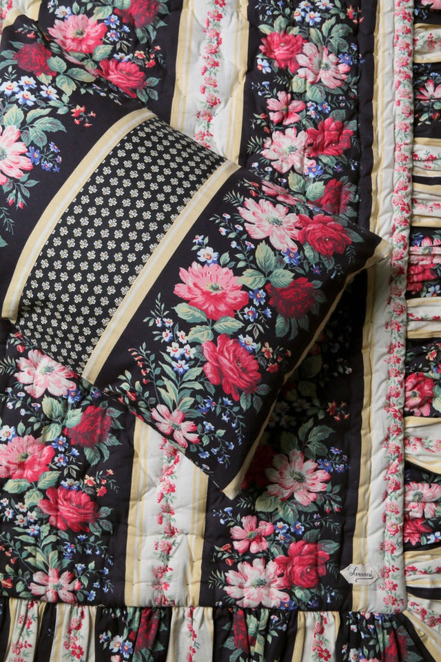 Housse de coussin printed "les fleurs d'Arles"
