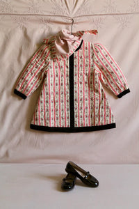 Quilted wallpaper pink coat dress and its scarf