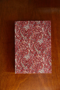 Shirt with red cashmere print in its matching box