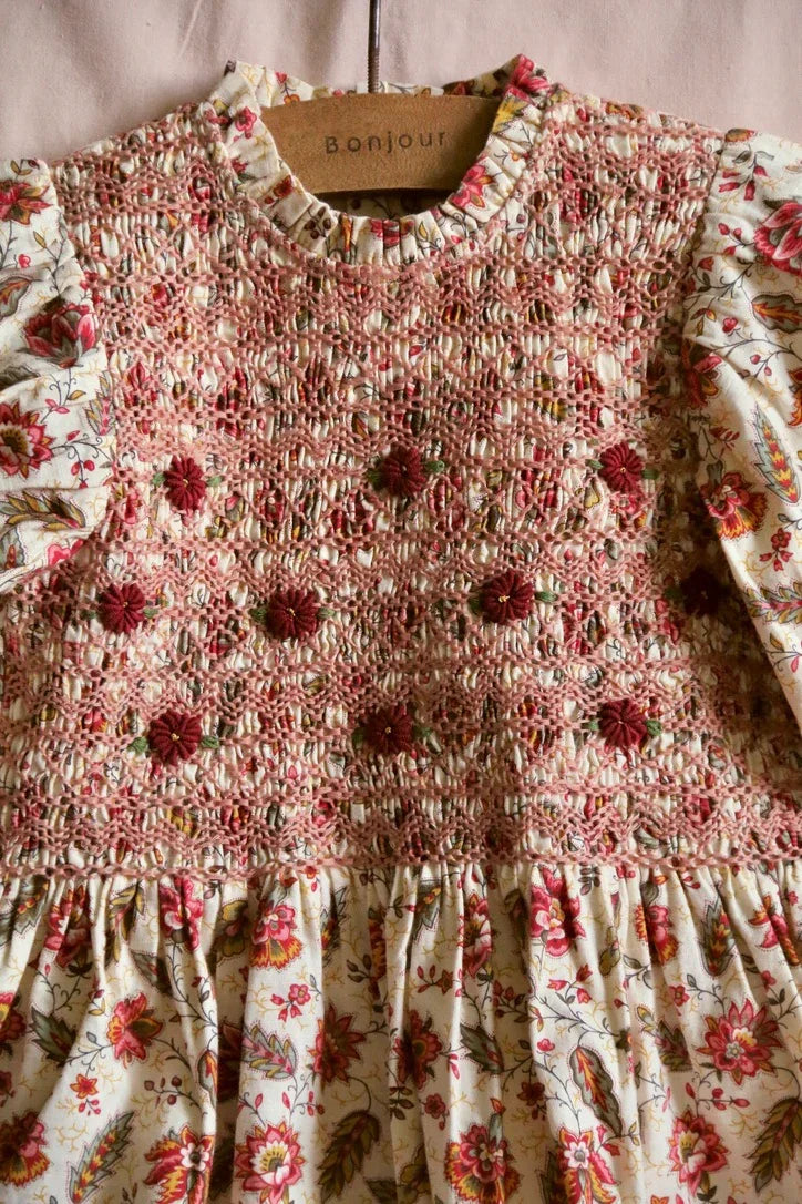 Blouse à smocks Aline et son col crochet amovible