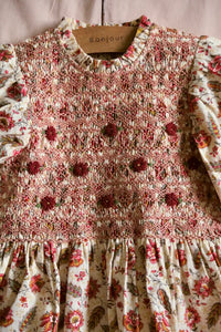 Blouse à smocks Aline et son col crochet amovible