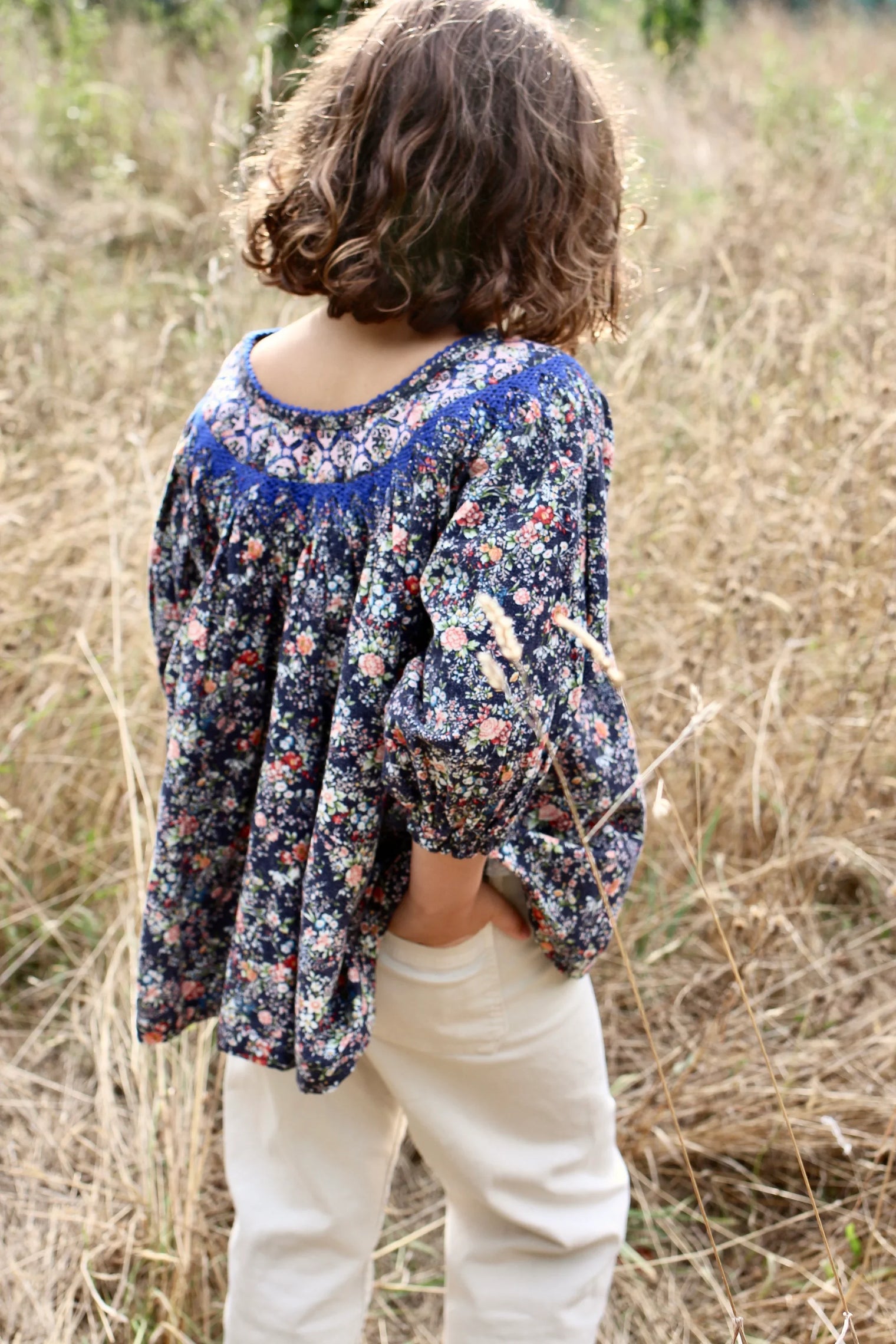 Blouse papillon velours fleurette marine